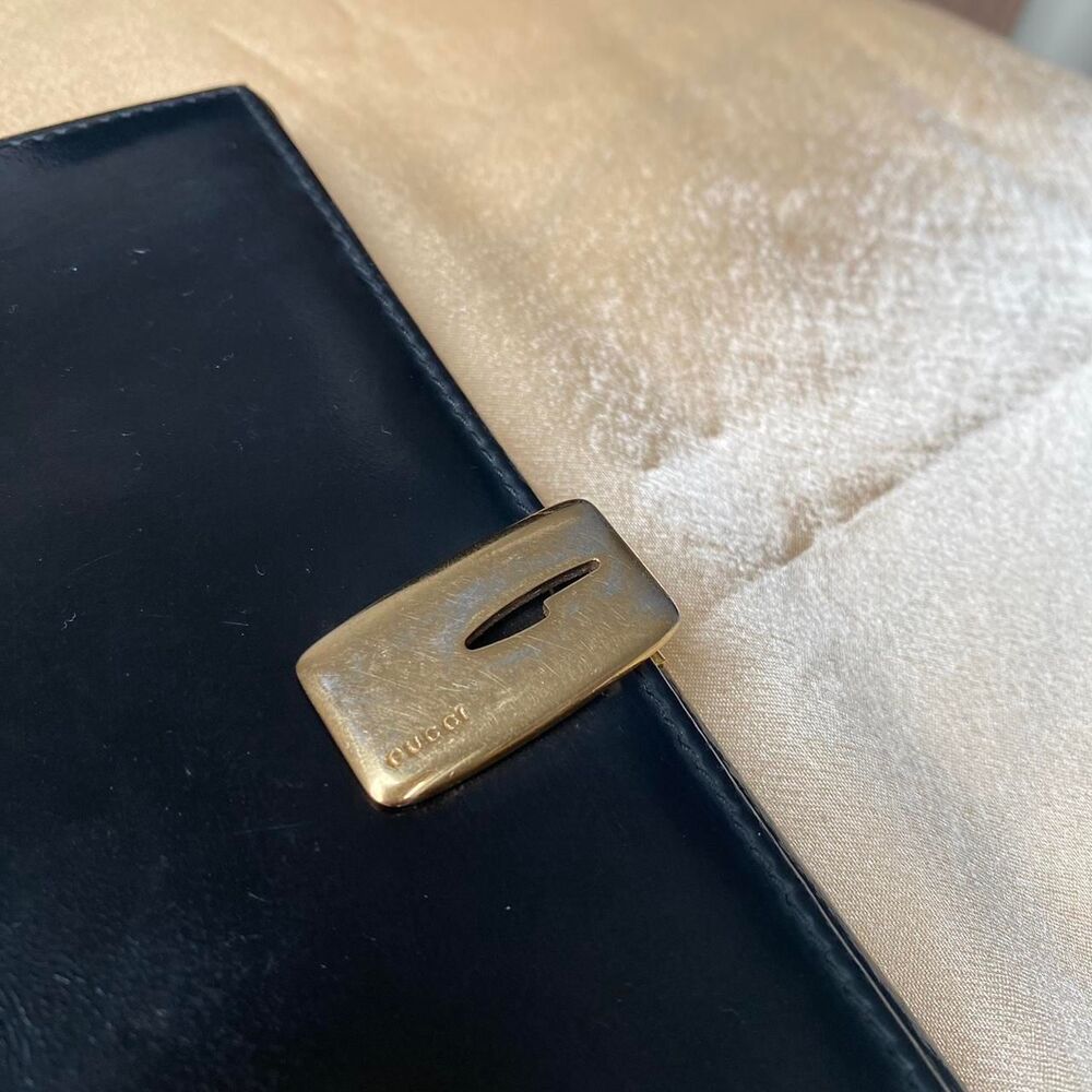 Authentic Vintage Gucci Wallet - Picture 2 of 8